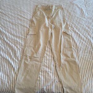 Aritzia Beige Cargo Pants for Women